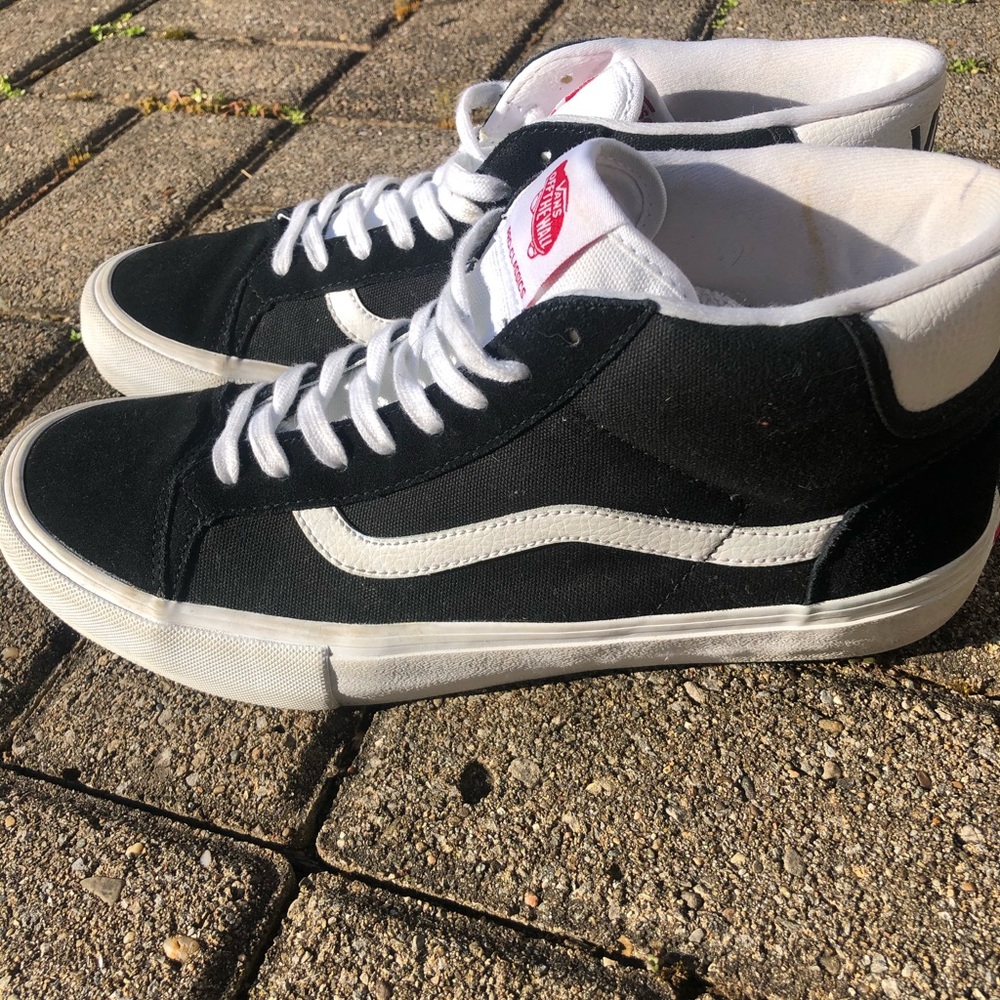 Vans mid-top pro classics